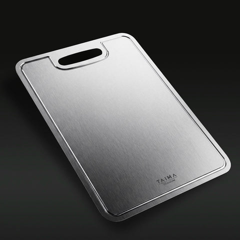 <p>Certified Pure Titanium Cutting Board</p>
